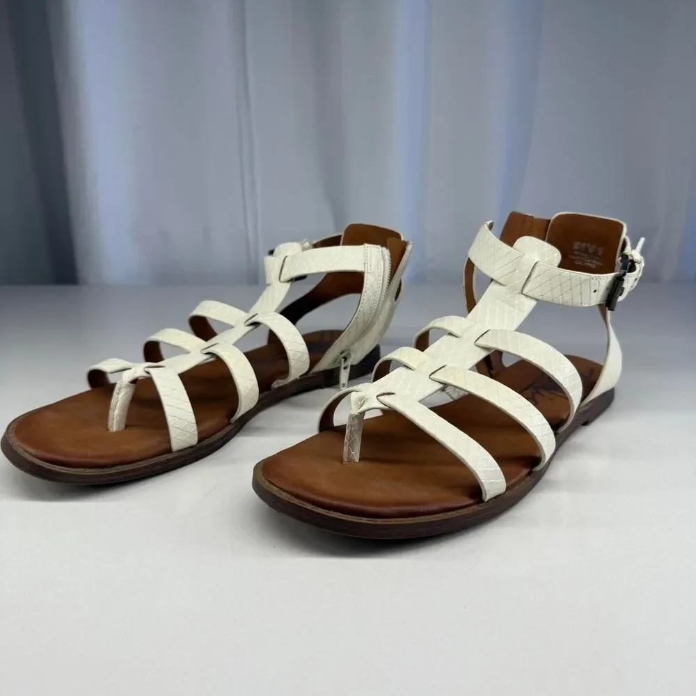 Zodiac Women's White and Cream Sandals